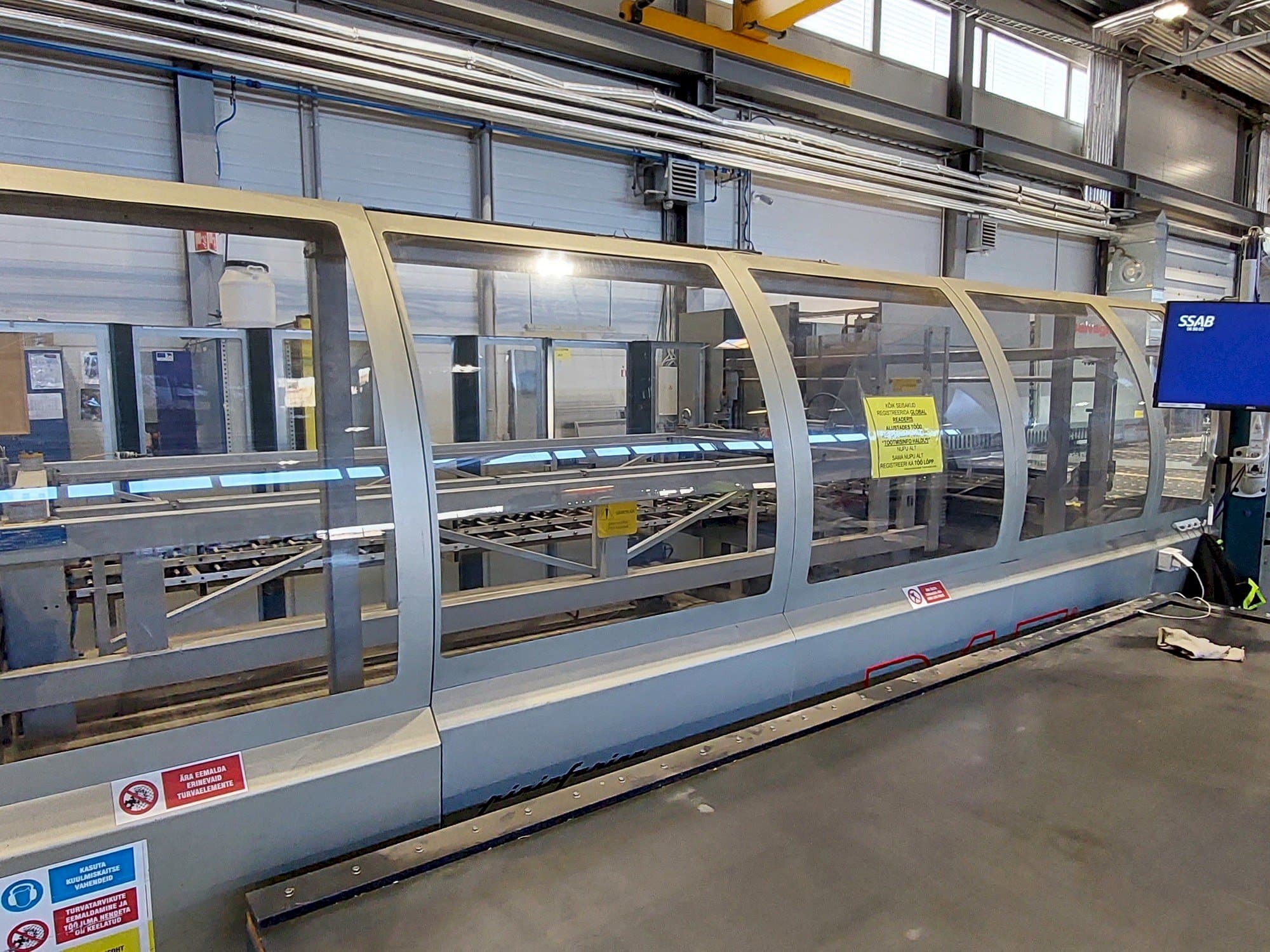 Widok z przodu maszyny Salvagnini S4 0929 + P4 line