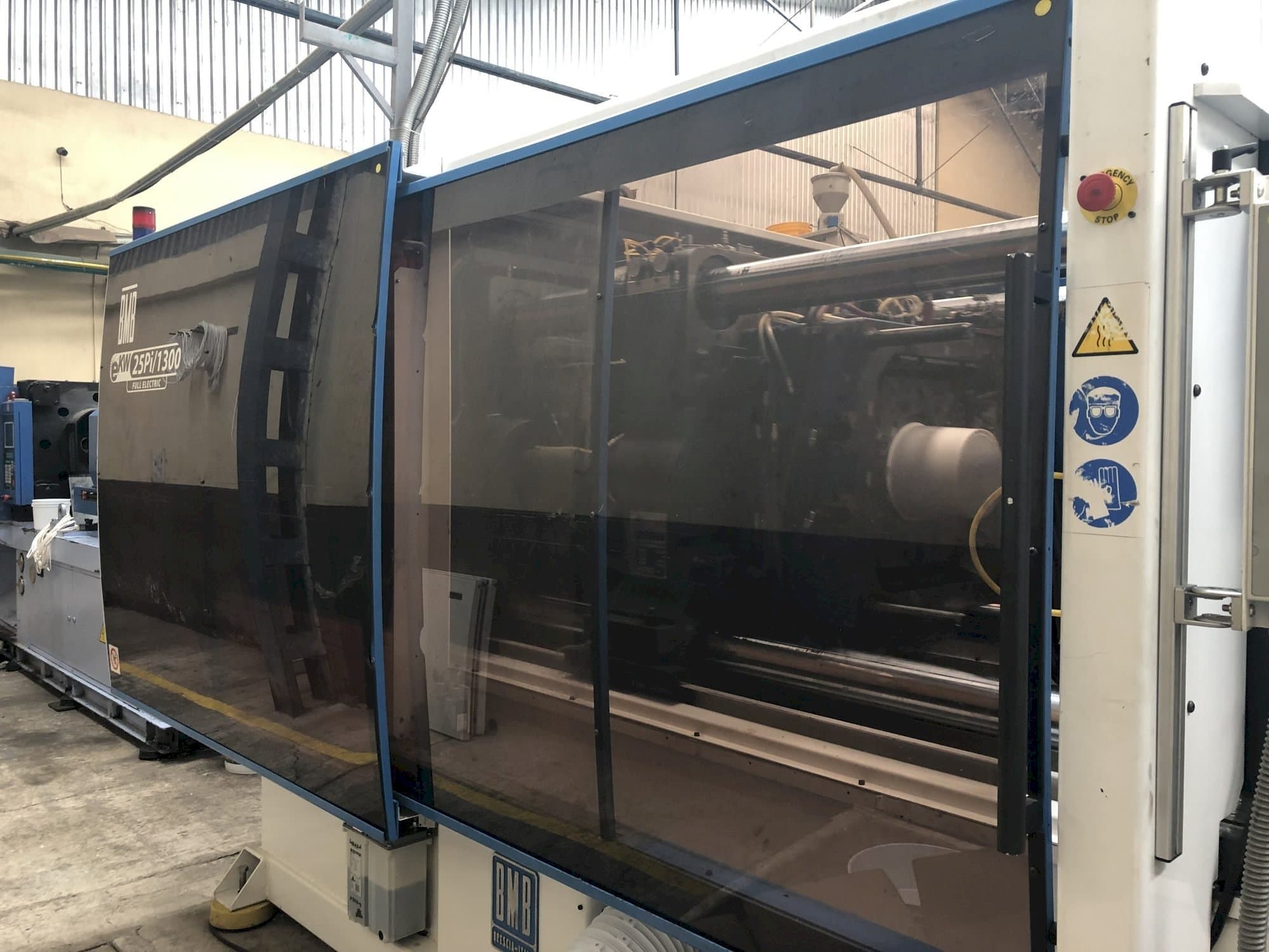 Widok z lewej maszyny BMB eKW 25 Pi/1300