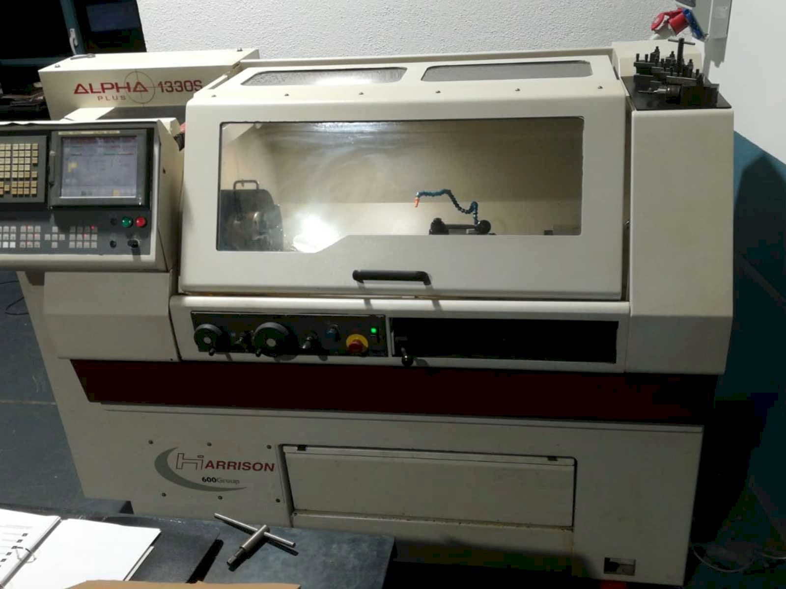 Widok z przodu maszyny Harrison Alpha 1330S Plus