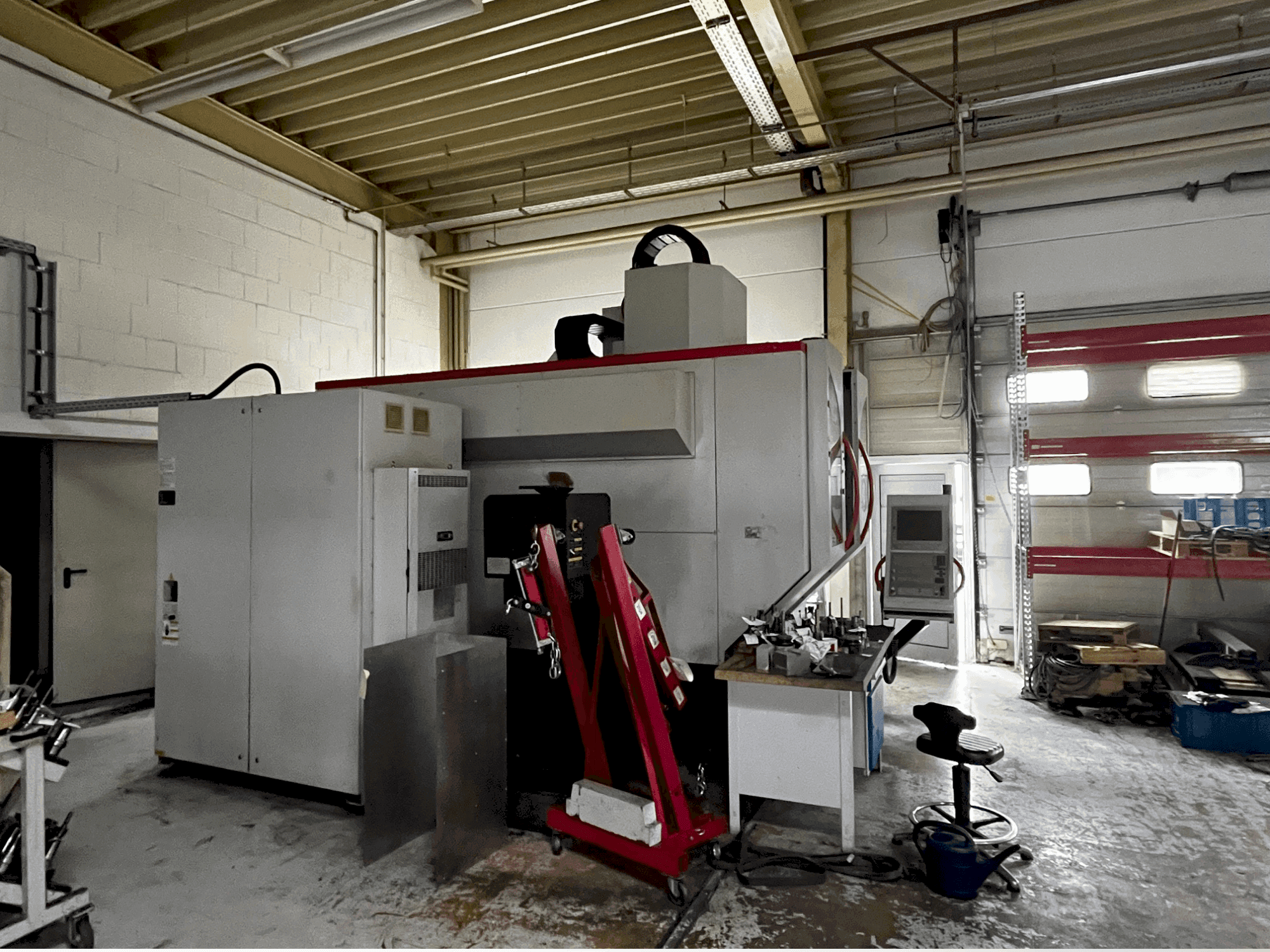 Widok z przodu maszyny POSmill H800 U