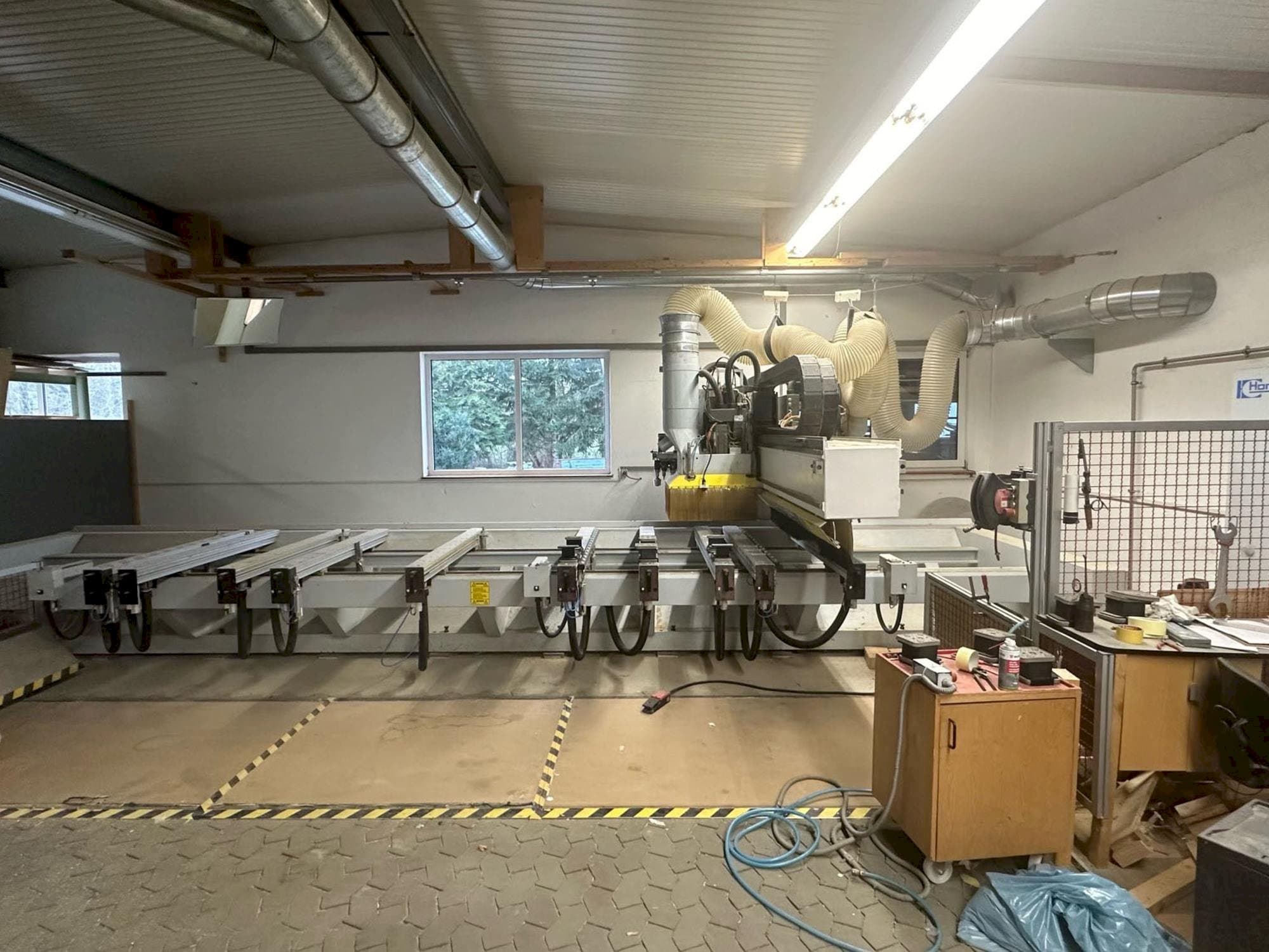 Widok z przodu maszyny HOMAG BAZ20/50/16/K