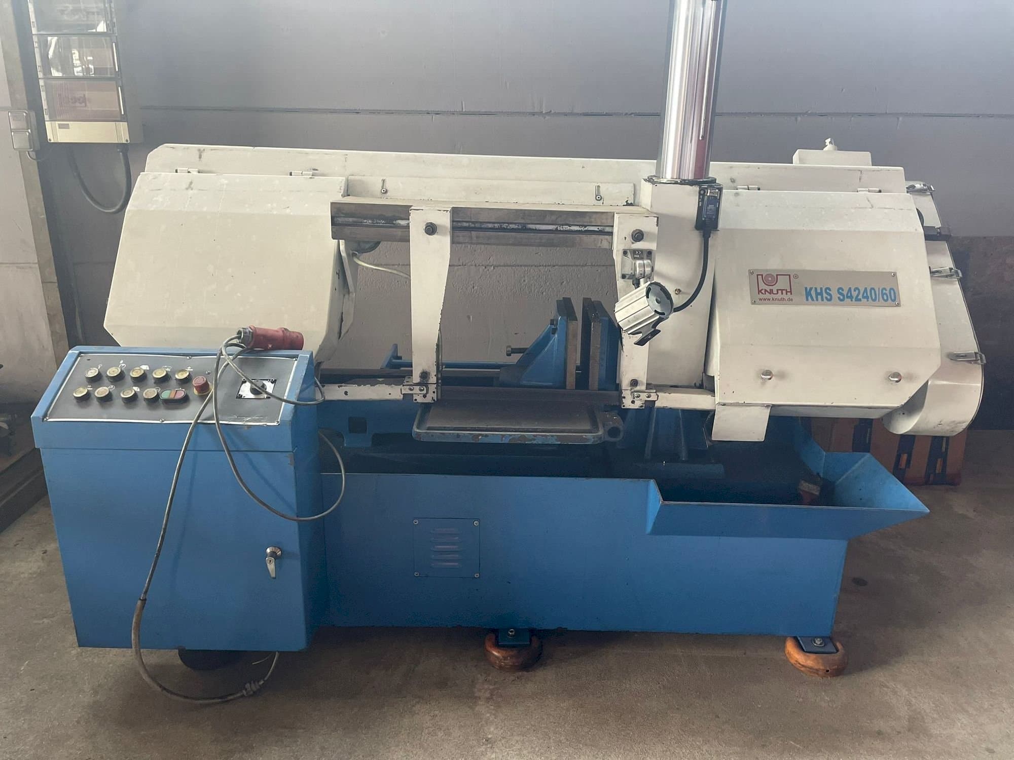 Widok z przodu maszyny KNUTH KHS S4240/60