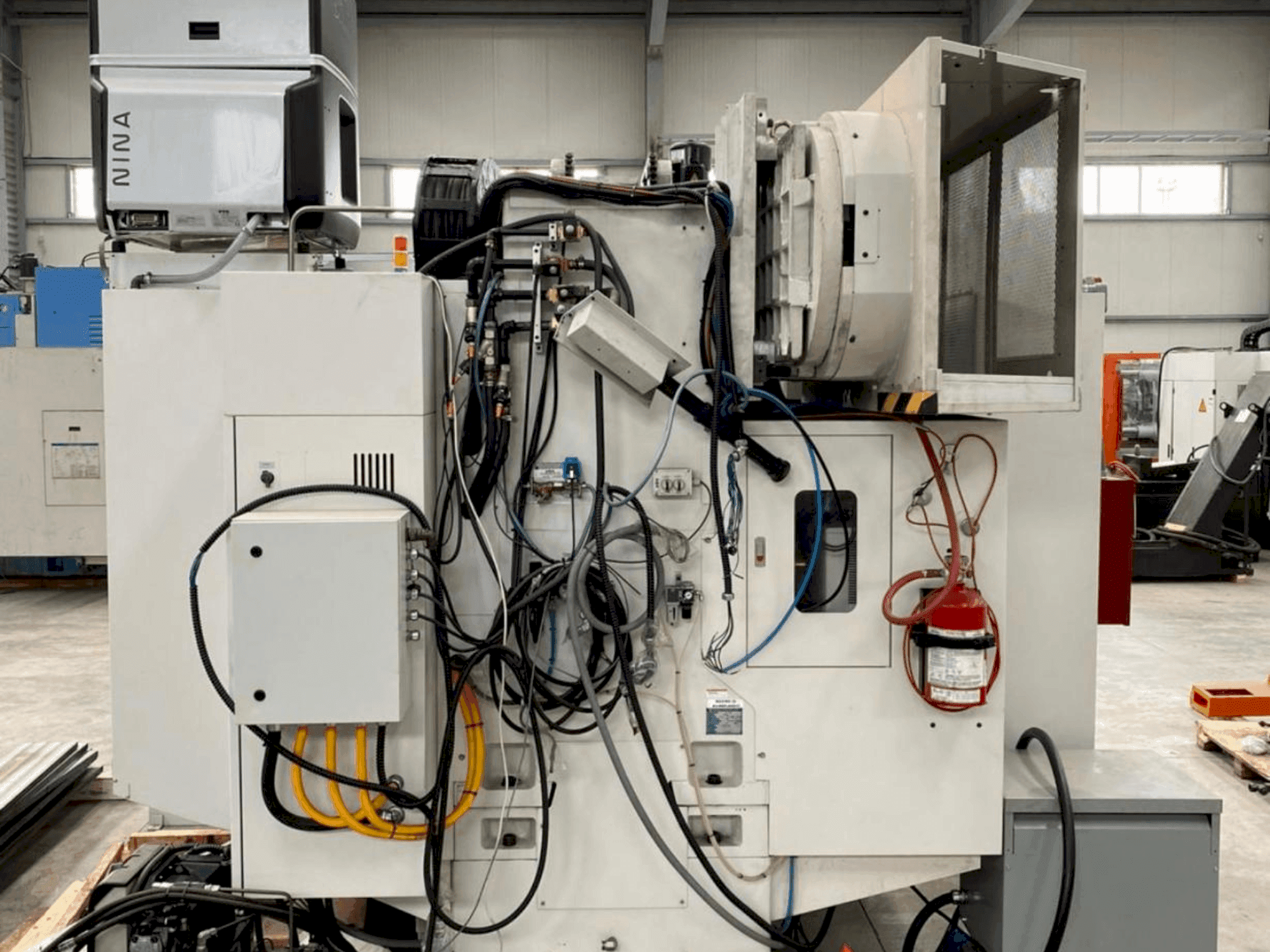 Widok z przodu maszyny LAGUN VGC-5028