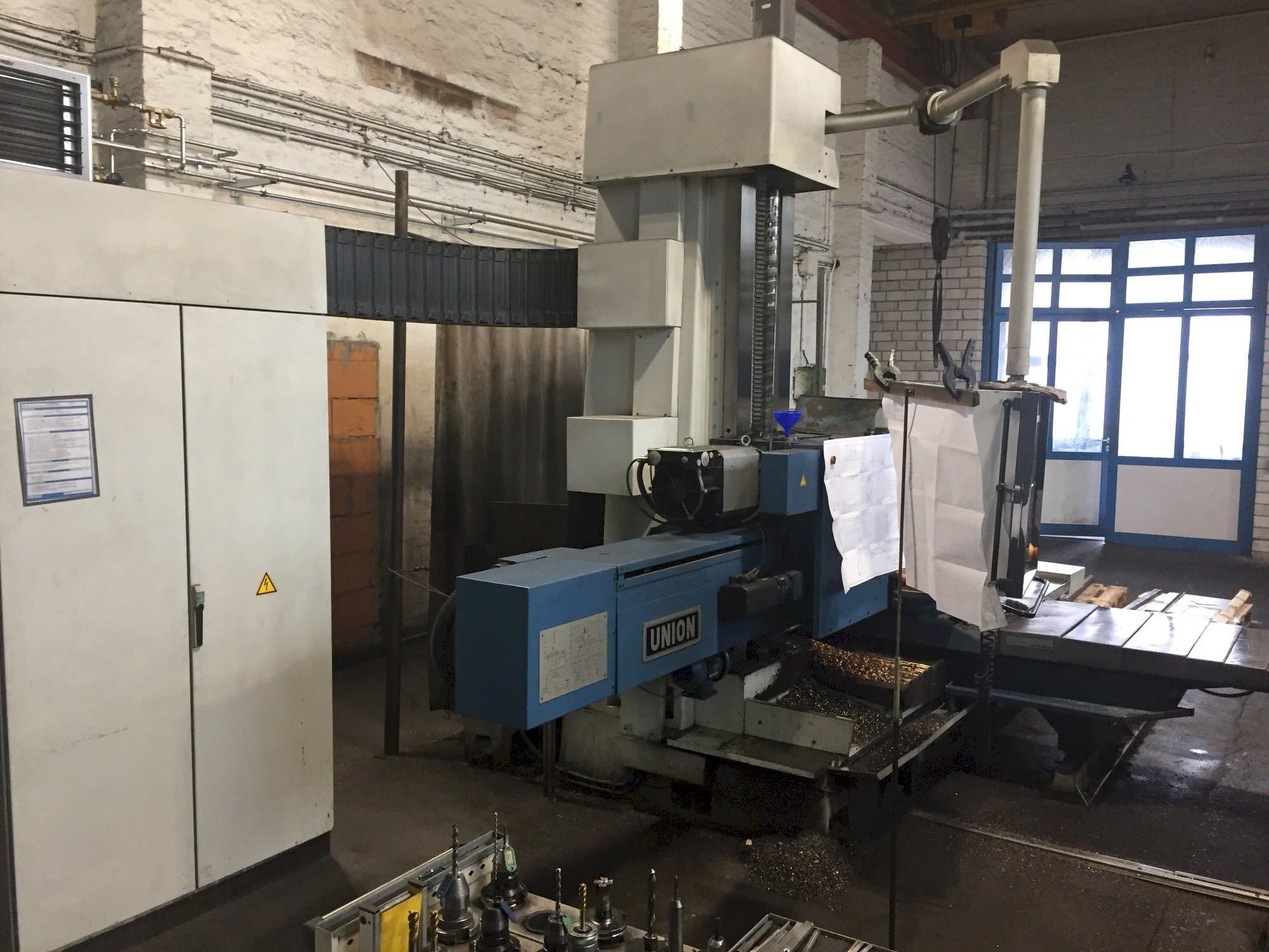 Widok lewej strony maszyny Union BFT 102