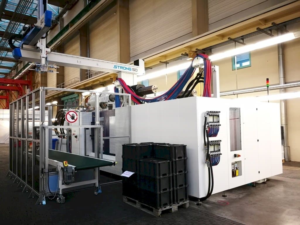 Widok z przodu maszyny HAITIAN Jupiter II Plus