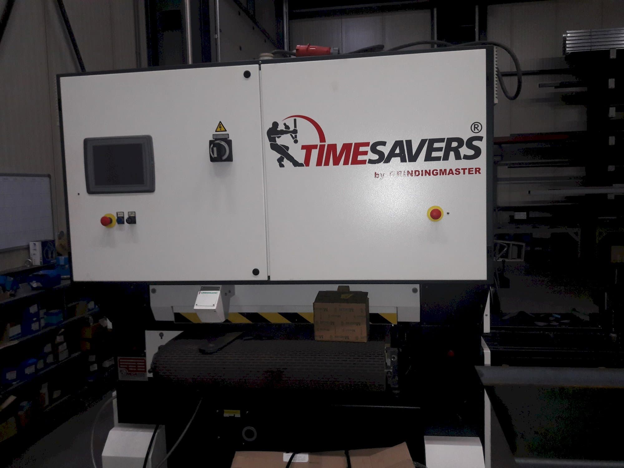 Widok z przodu maszyny TIMESAVERS 42-SERIE-900-WWB-S