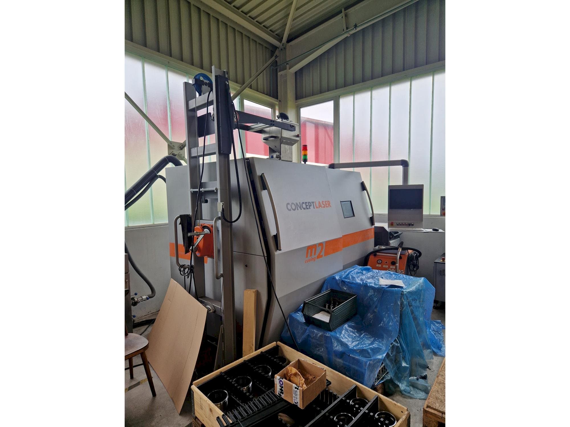 Widok z przodu maszyny CONCEPT LASER M2 cusing