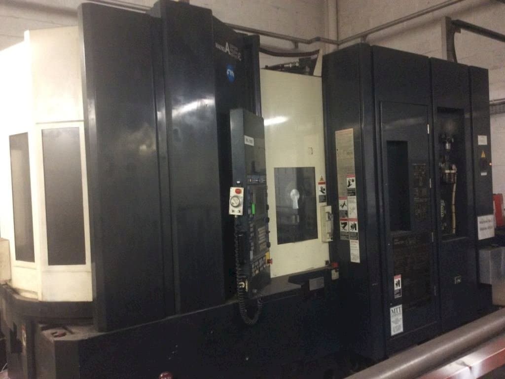 Widok z przodu maszyny Makino A55e