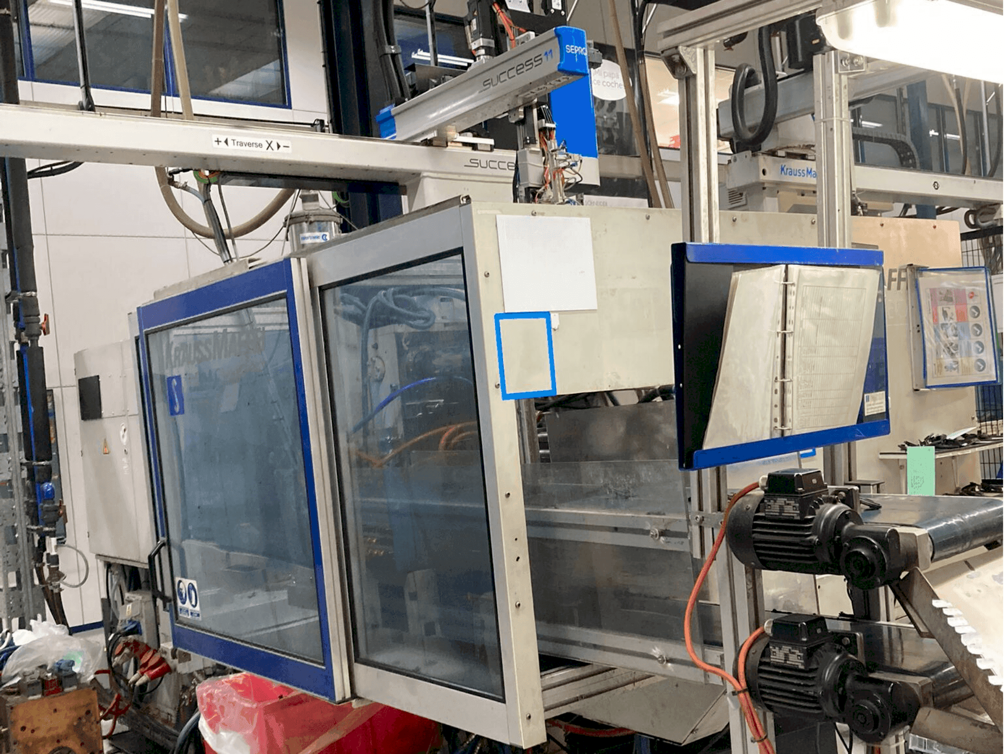 Widok z przodu maszyny Krauss Maffei 150-700 C2