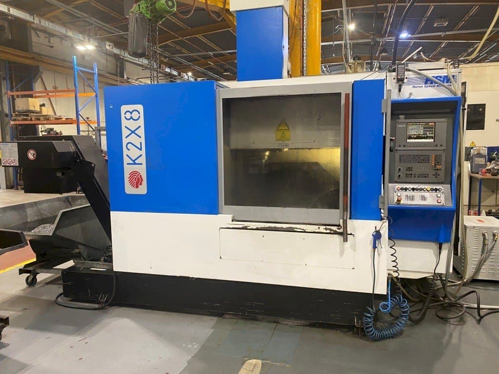 Widok z przodu maszyny Huron K2X8