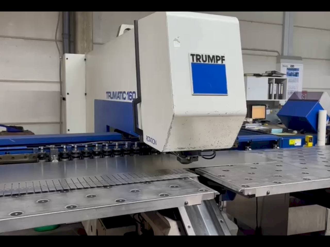 Widok z przodu maszyny Trumpf Trumatic 160
