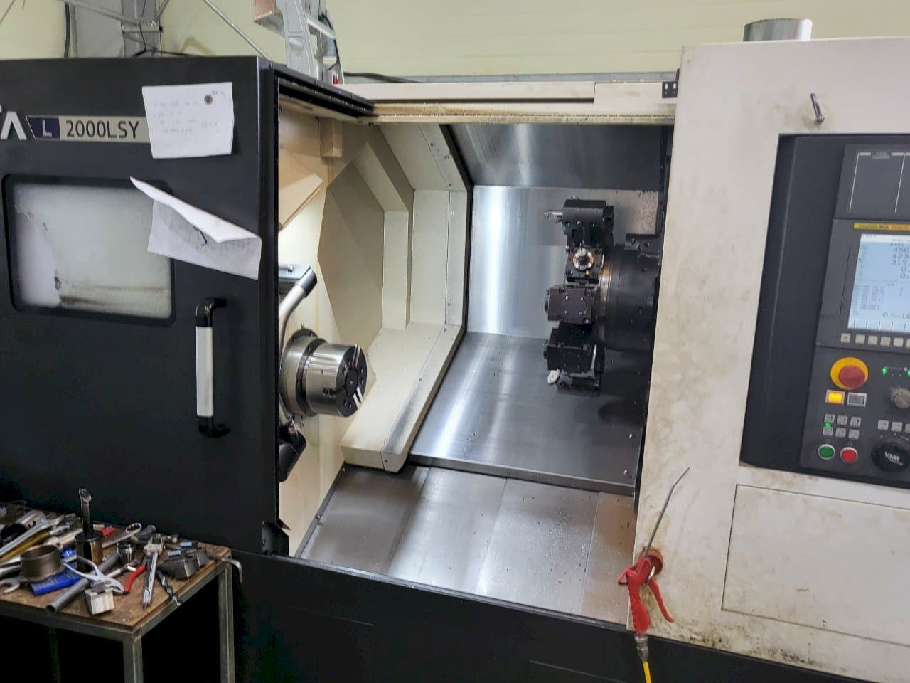 Widok z przodu maszyny Hyundai Wia L2000LSY