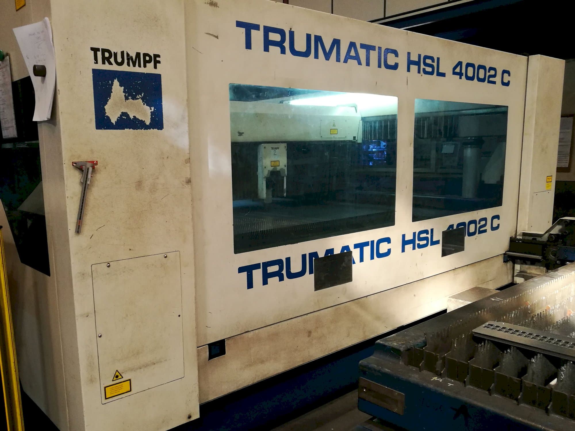 Widok z lewej maszyny Trumpf Trumatic HSL 4002 C