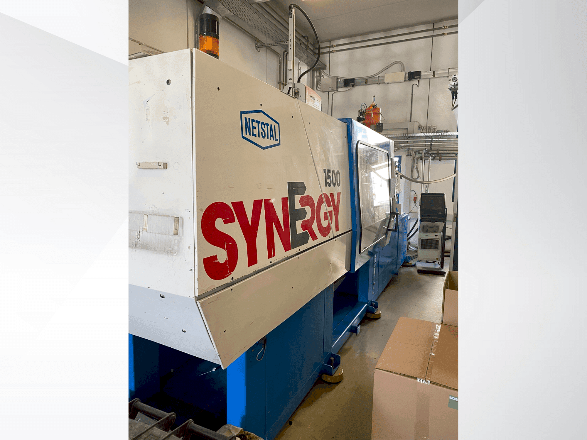 Widok z przodu maszyny Netstal S-1500-900