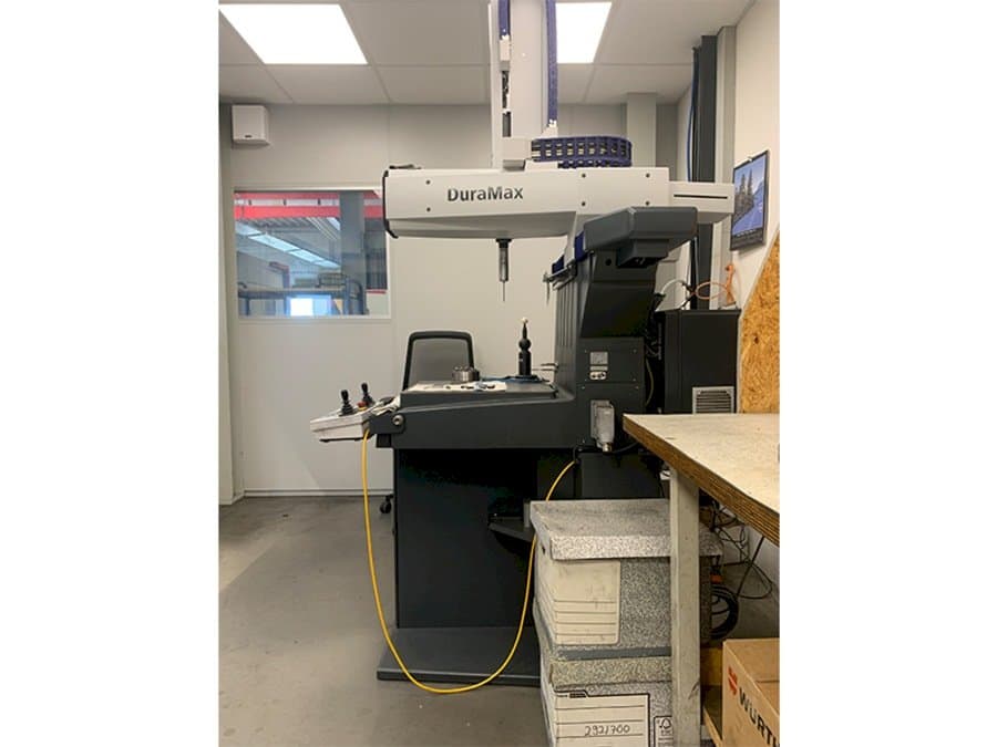 Widok z przodu maszyny ZEISS Duramax 3-D