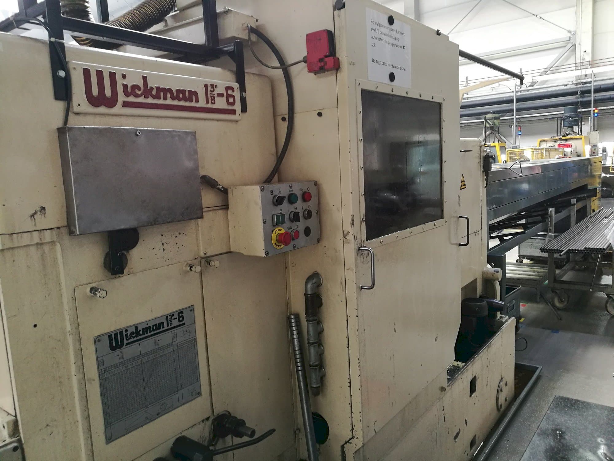 Widok z przodu maszyny Wickman 1 3/8"-6