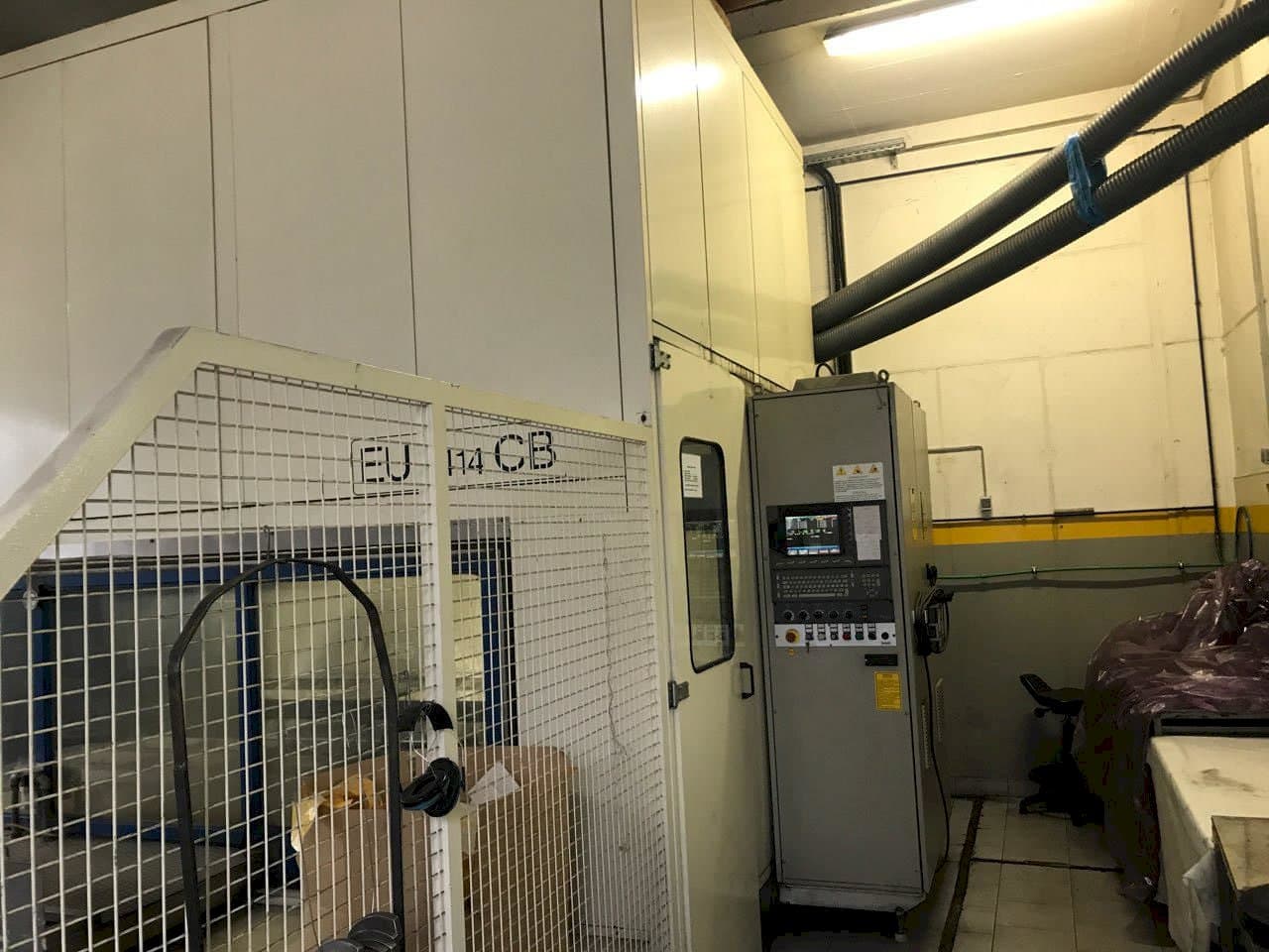 Widok lewej strony maszyny Belotti EU3414PWCB