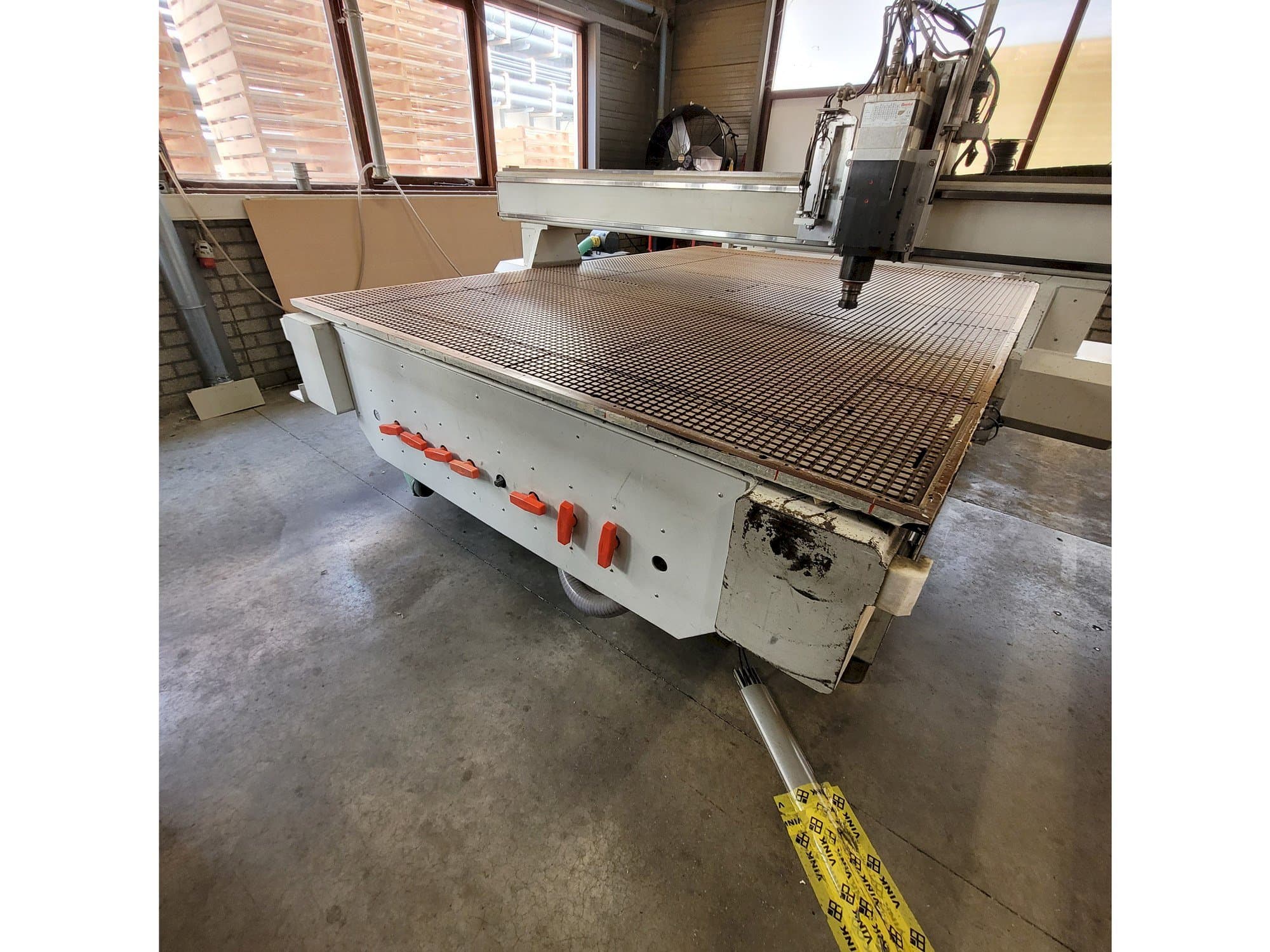 Widok z przodu maszyny FLEXICAM Pro 2030