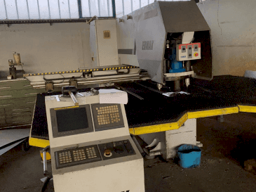 Widok z przodu maszyny ERMAK EPP 1270 x 30