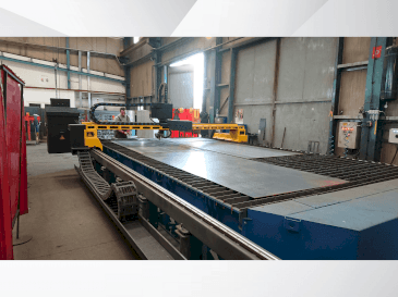 Widok z przodu maszyny AJAN PP 260 A-5T