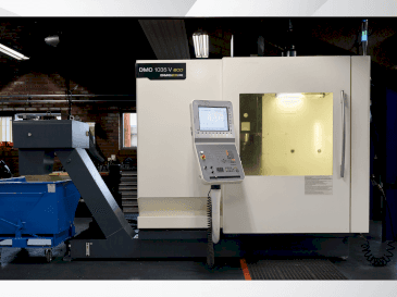 Widok z przodu maszyny DMG MORI DMC 1035V