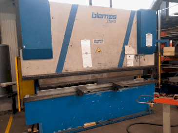 Widok z przodu maszyny BLEMAS EURO 160
