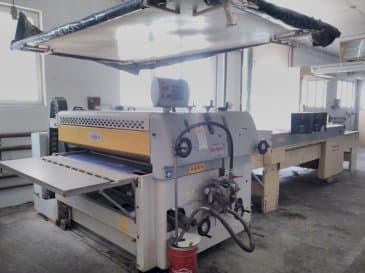 Widok z przodu maszyny SORBINI smartcoater sp1