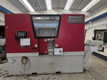 Widok z przodu maszyny Behringer HBE 511 A