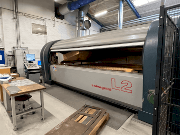 Widok z przodu maszyny Salvagnini L2 Lightning