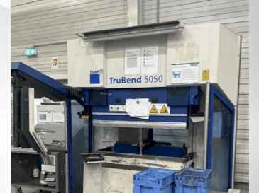 Widok z przodu maszyny TRUMPF TruBend V5050