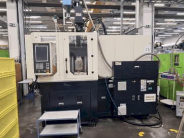 Widok z przodu maszyny WOOJIN VHA120RS