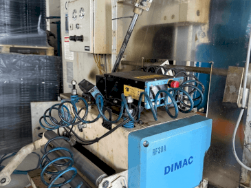 Widok z przodu maszyny SEYI SN1-110