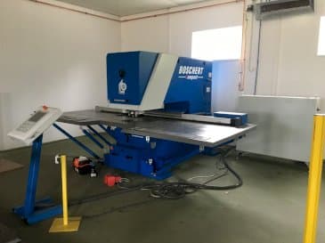 Widok z przodu maszyny BOSCHERT Compact 750