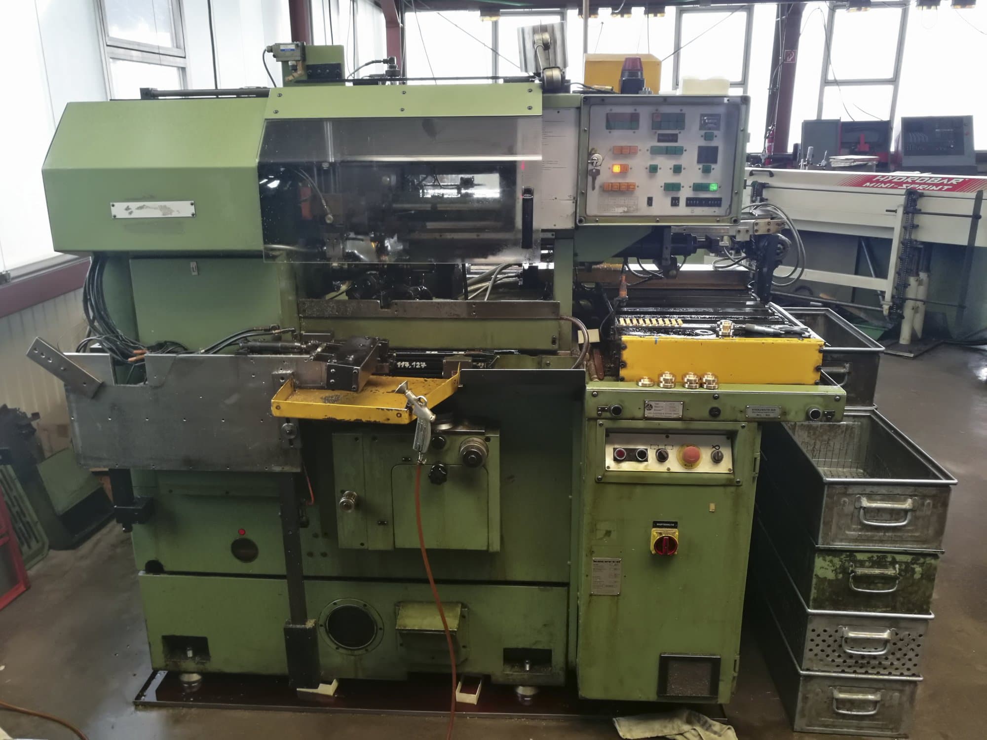 Widok z przodu maszyny KOEPFER 153 B