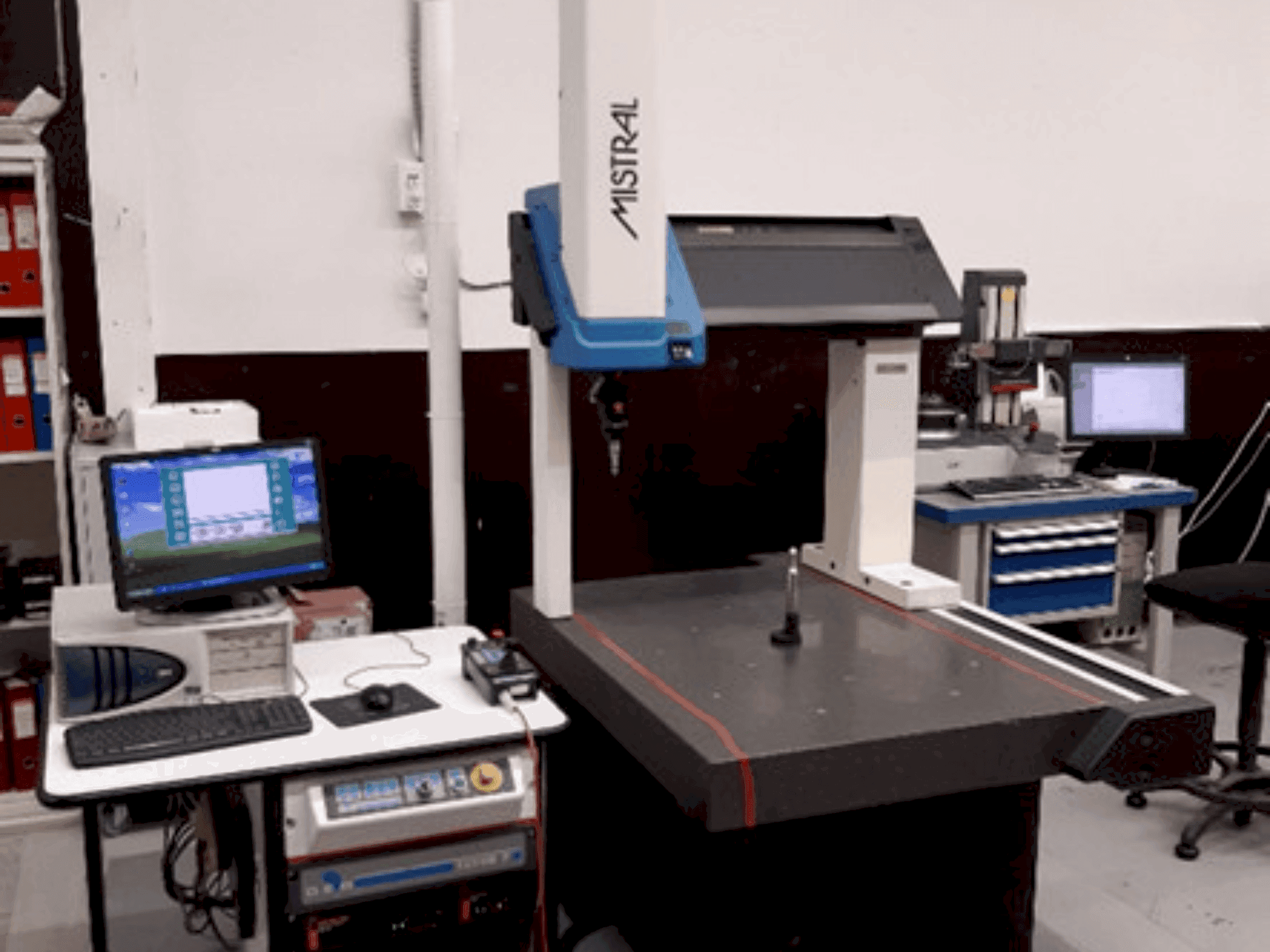 Widok z przodu maszyny DEA Mistral 070705