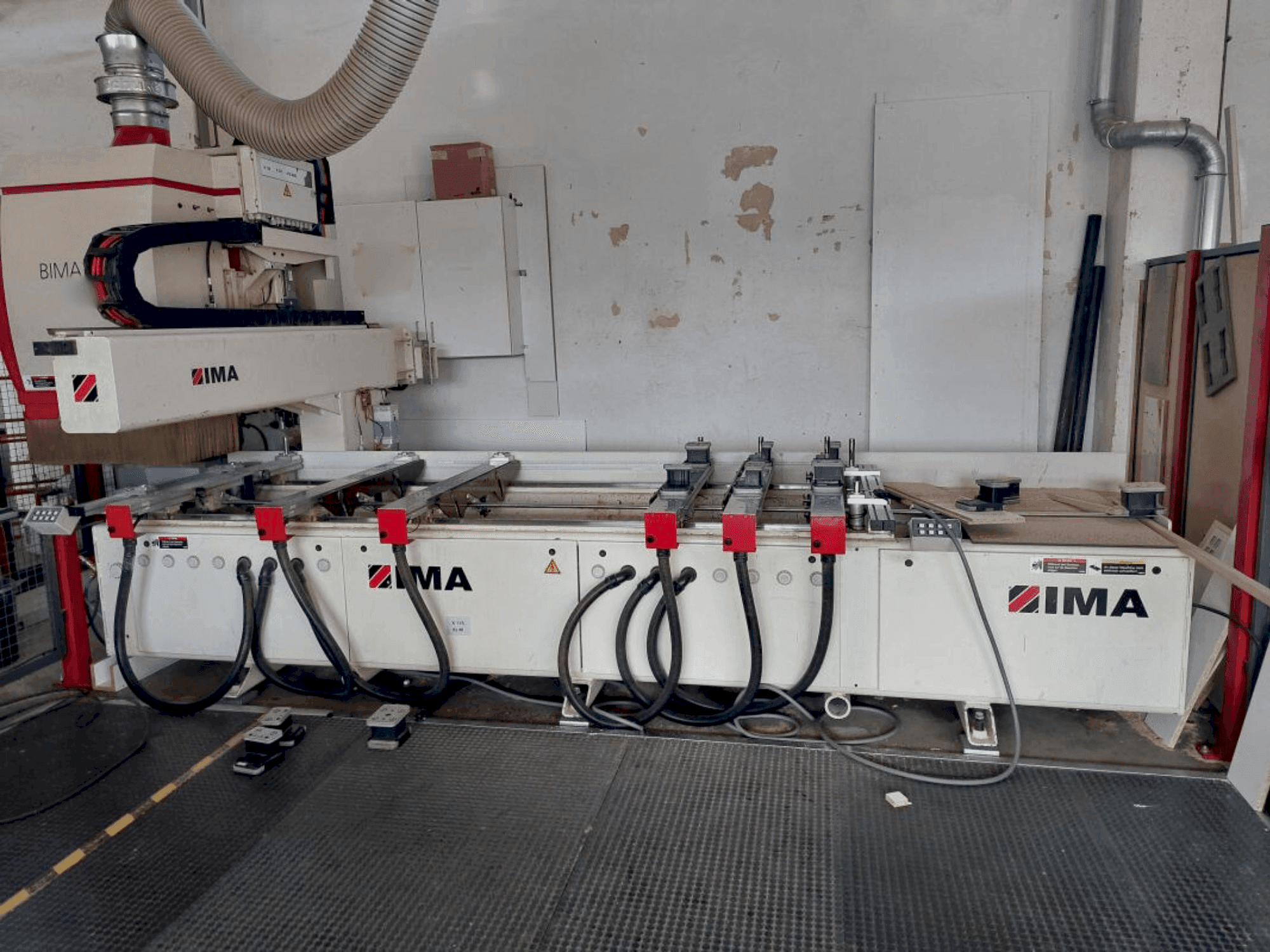 Widok z przodu maszyny IMA BIMA 310 120/300