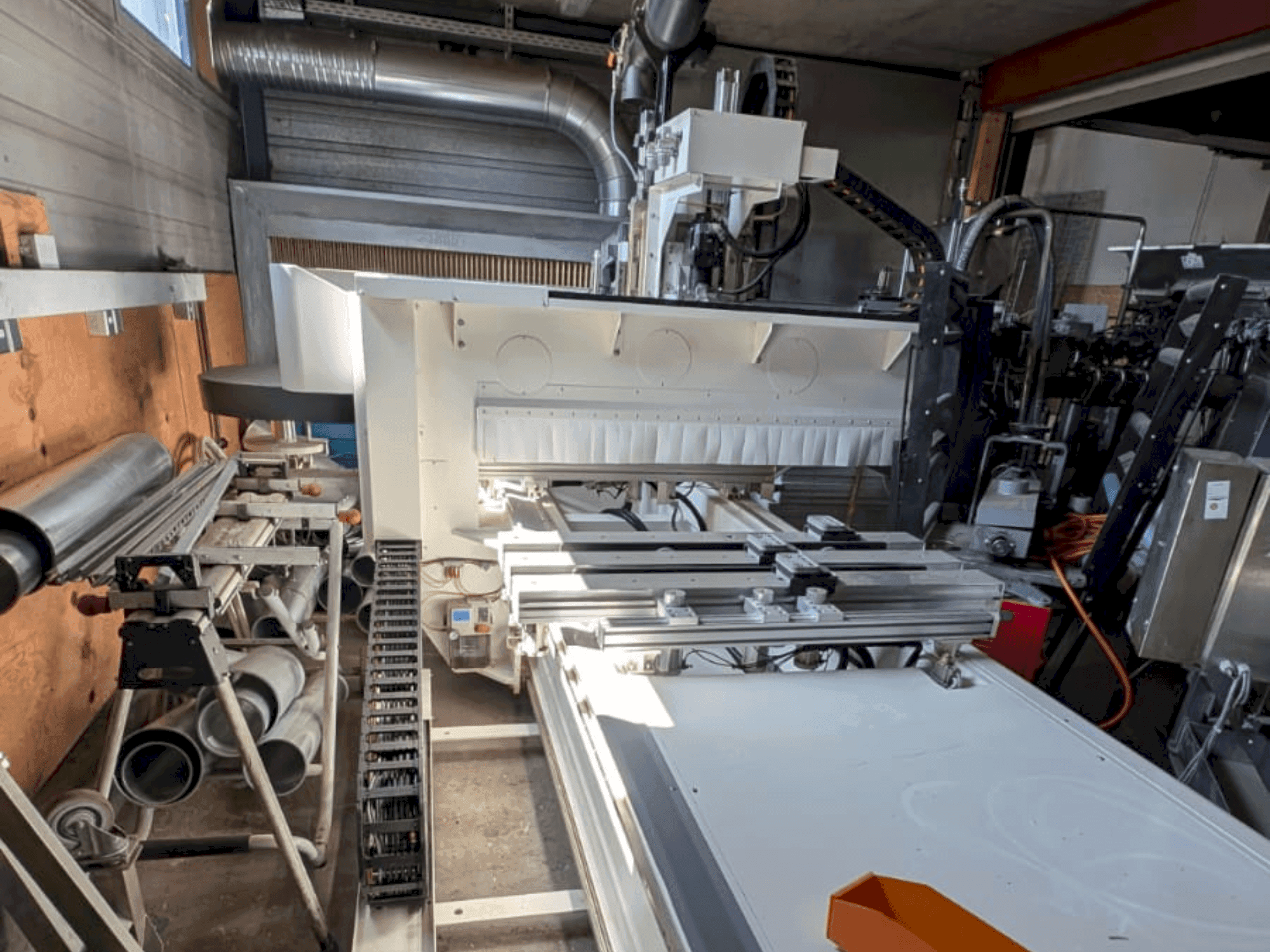 Widok z przodu maszyny EXCITECH MCA-03H-01-1225