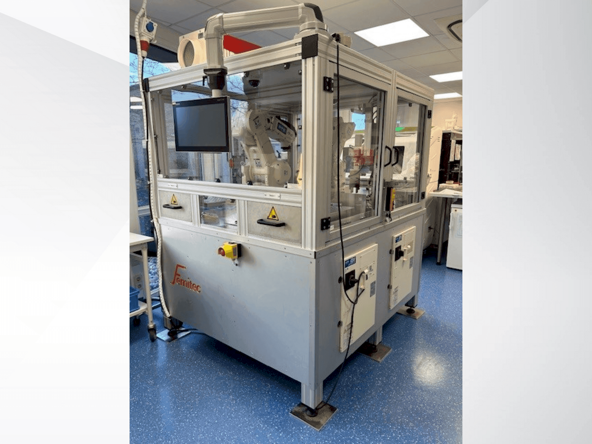 Widok z przodu maszyny FEMITEC 134101