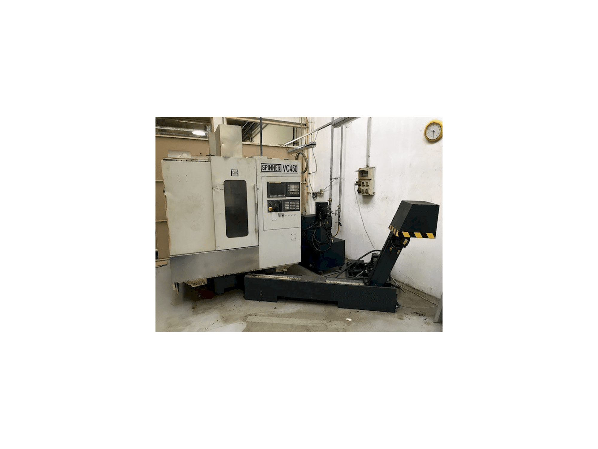 Widok z przodu maszyny SPINNER VC 450