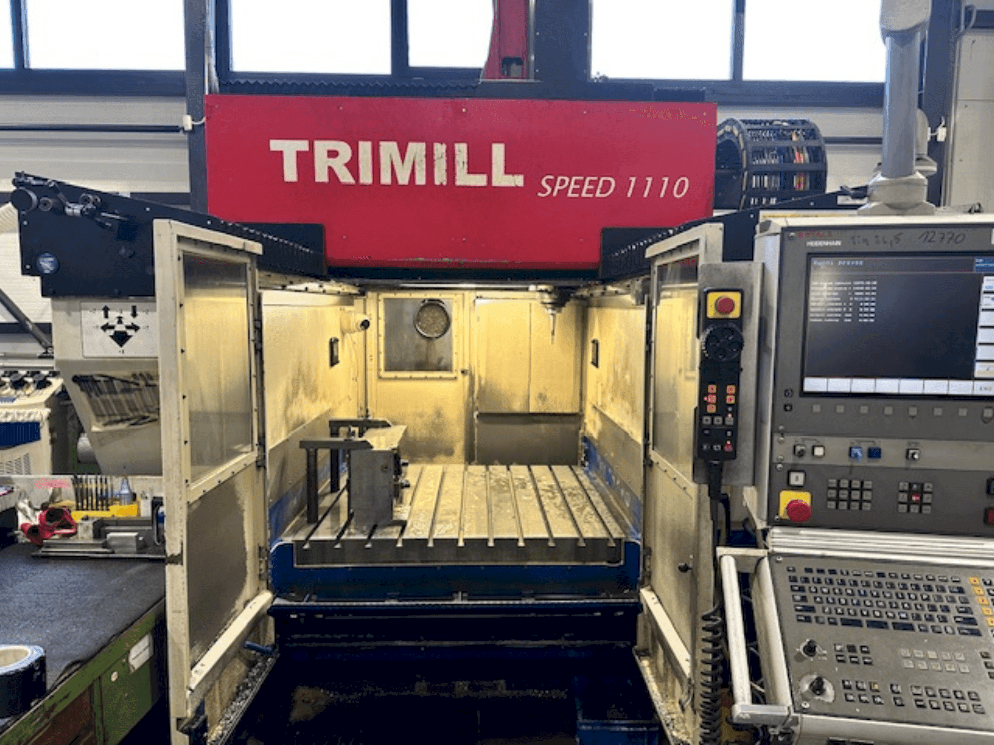 Widok z przodu maszyny TRIMILL Speed 1110