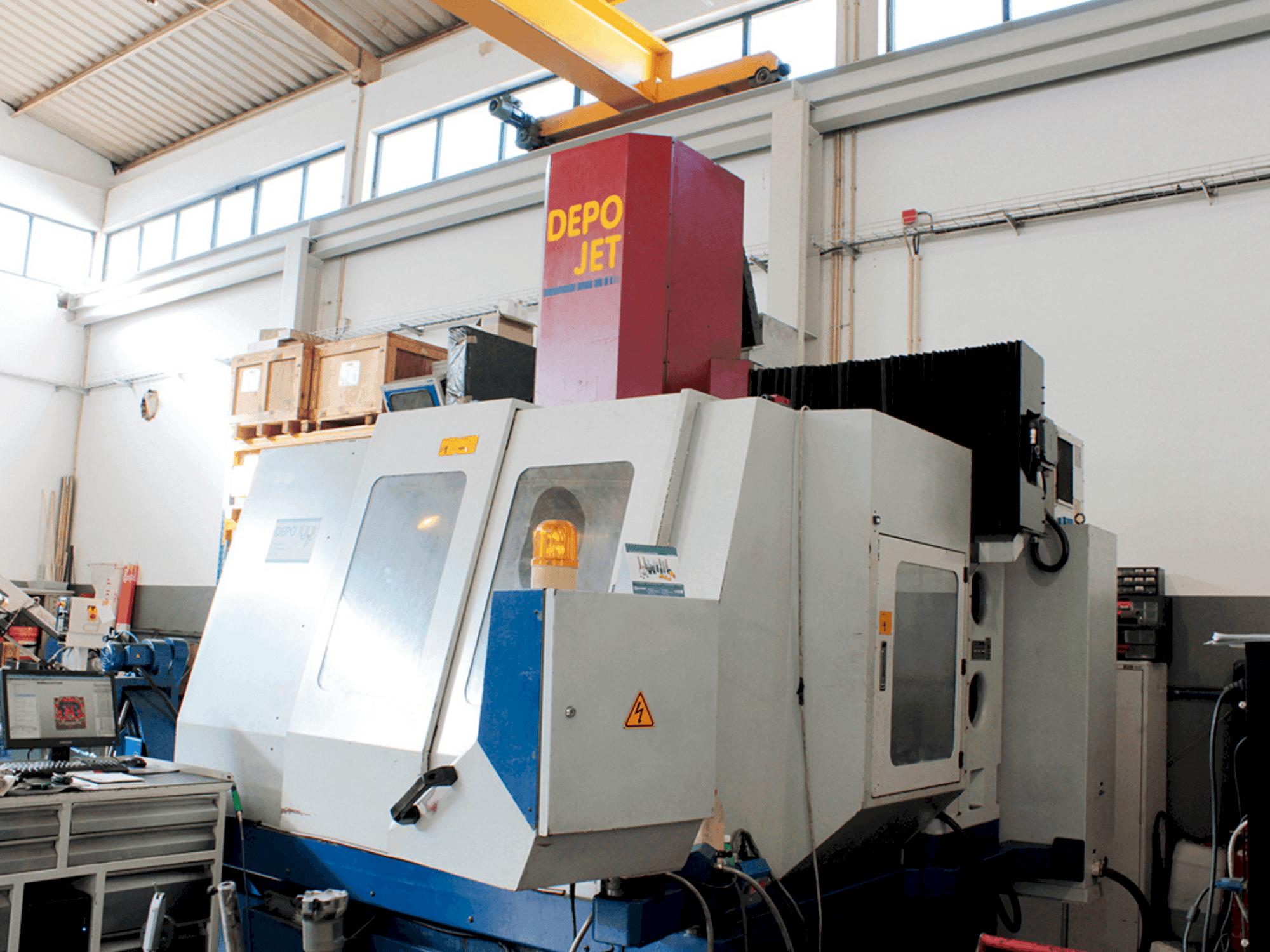 Widok z przodu maszyny DEPO Jet