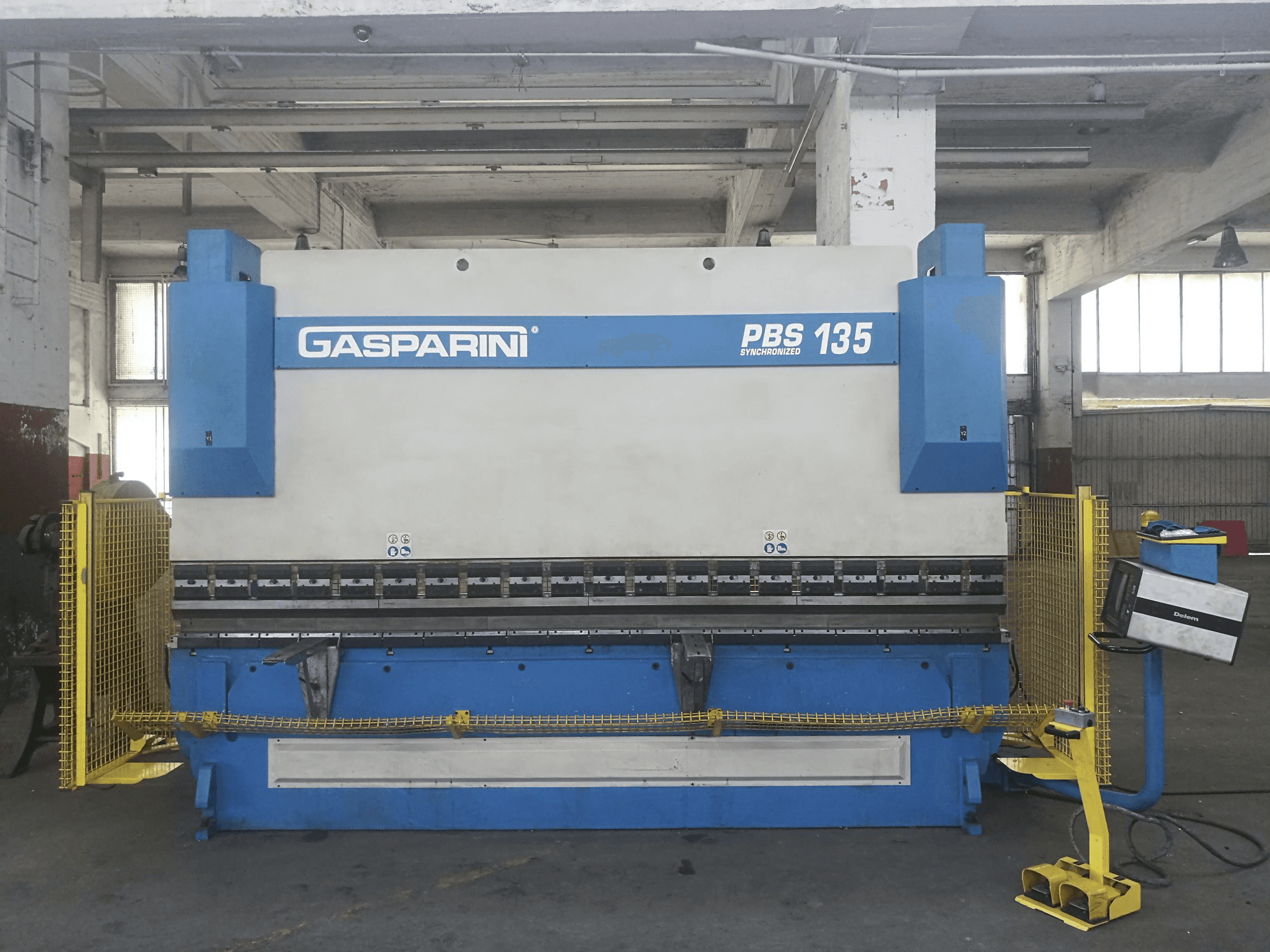 Widok z przodu maszyny Gasparini PBS 135/4000