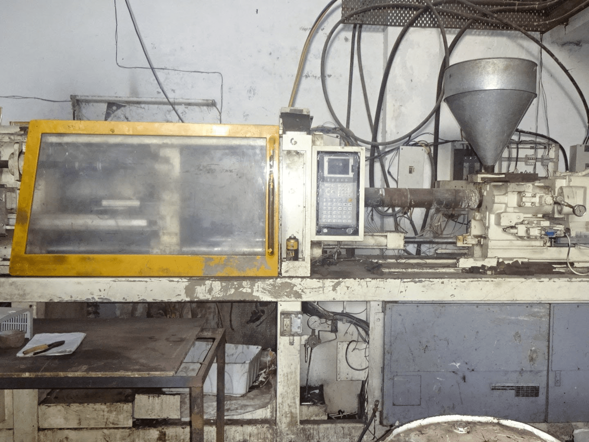 Widok z przodu maszyny Toshiba IS170FA-5B