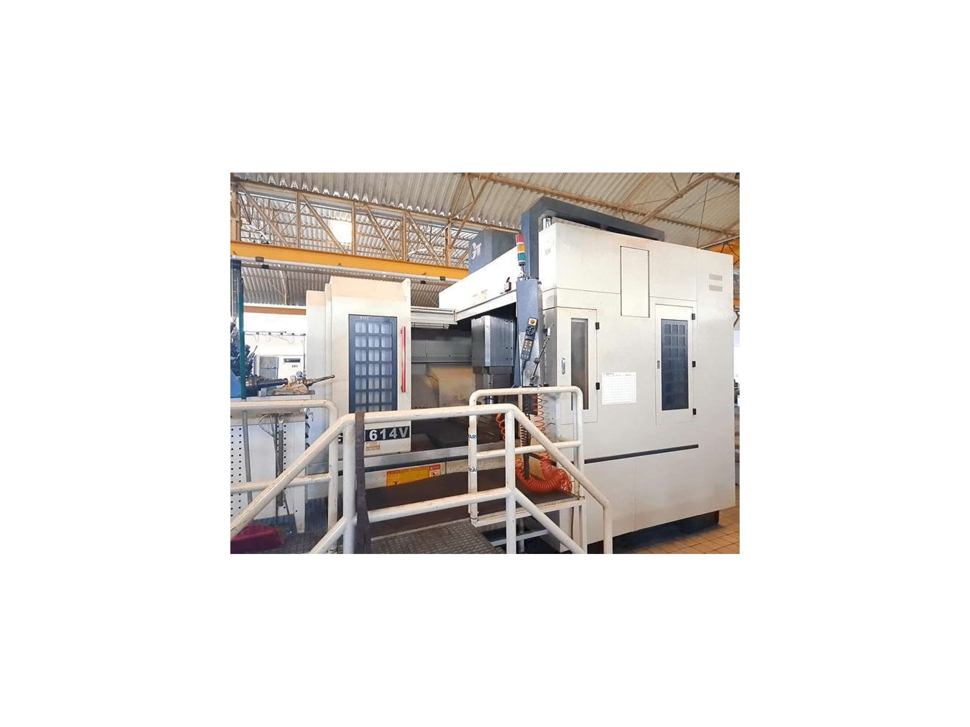 Widok z przodu maszyny GENTIGER GT-1614