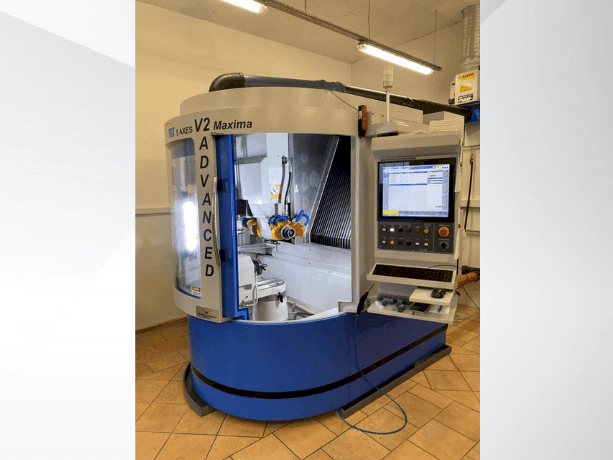 Widok z przodu maszyny TGT V2 Maxima