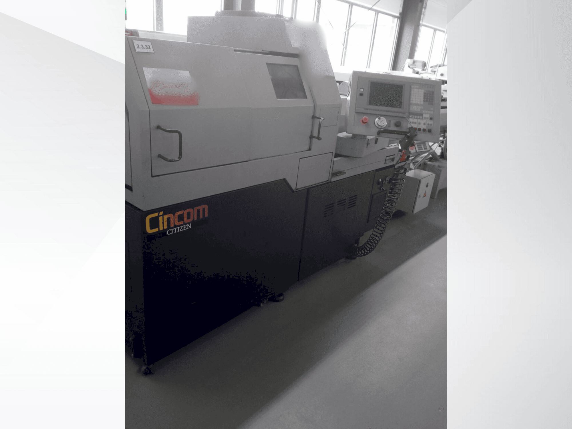 Widok z przodu maszyny Citizen L5-20