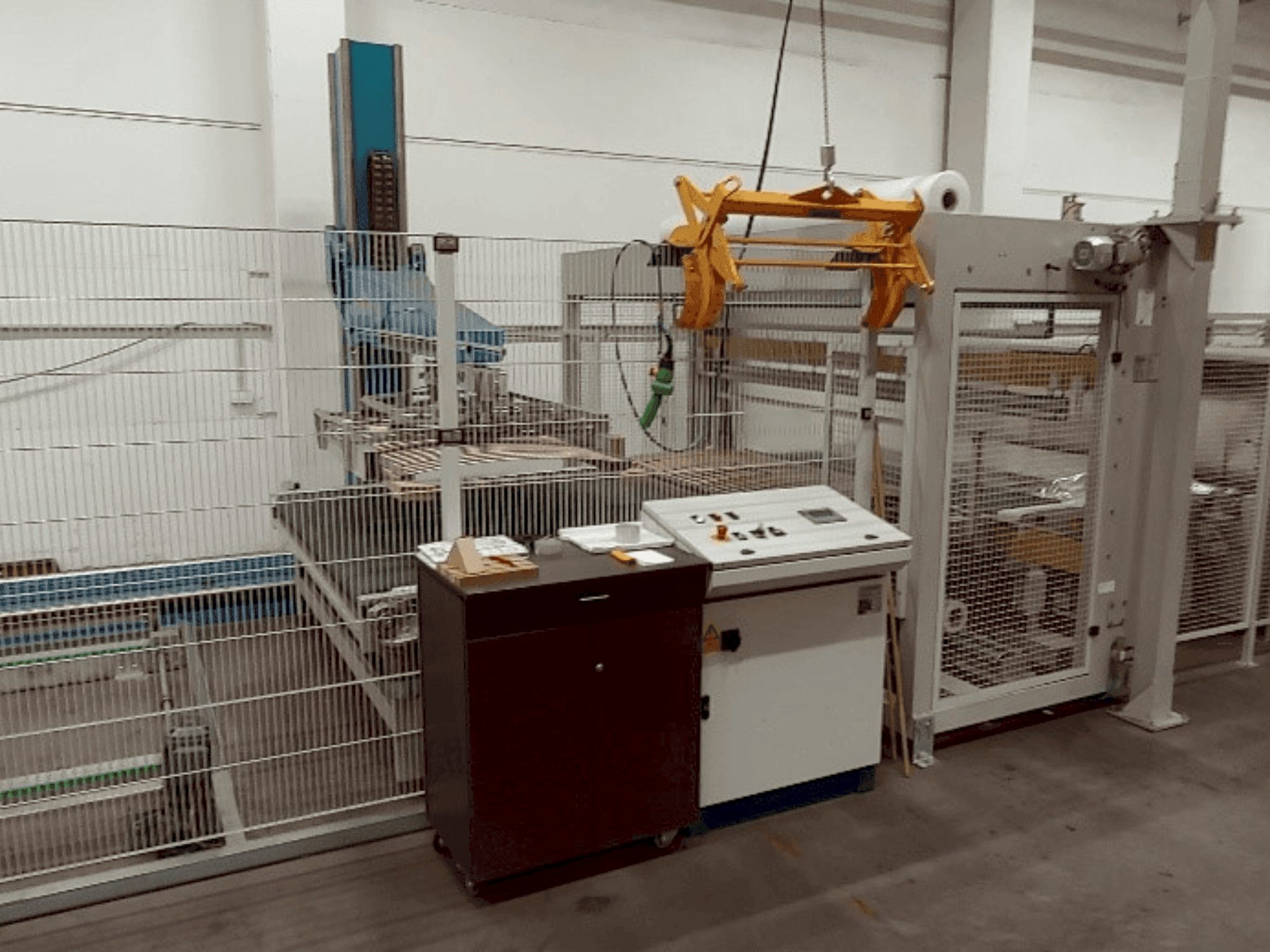 Widok z przodu maszyny ERREGI 300 LP