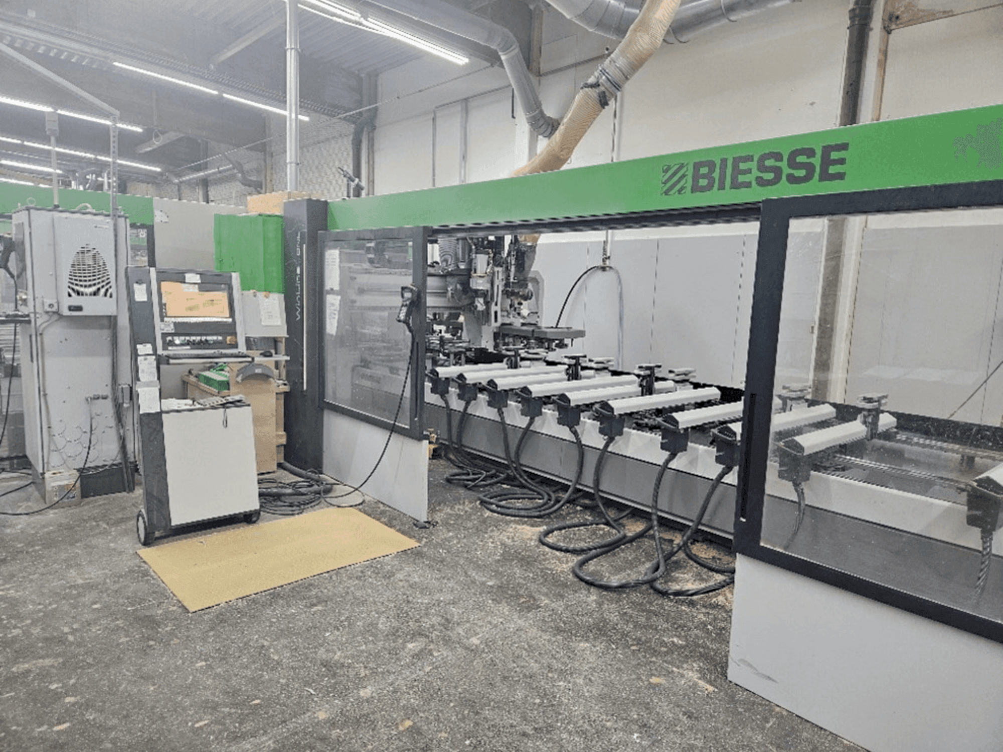 Widok z przodu maszyny BIESSE WINDOW PRODUCTION LINE WEINIG / BIESSE