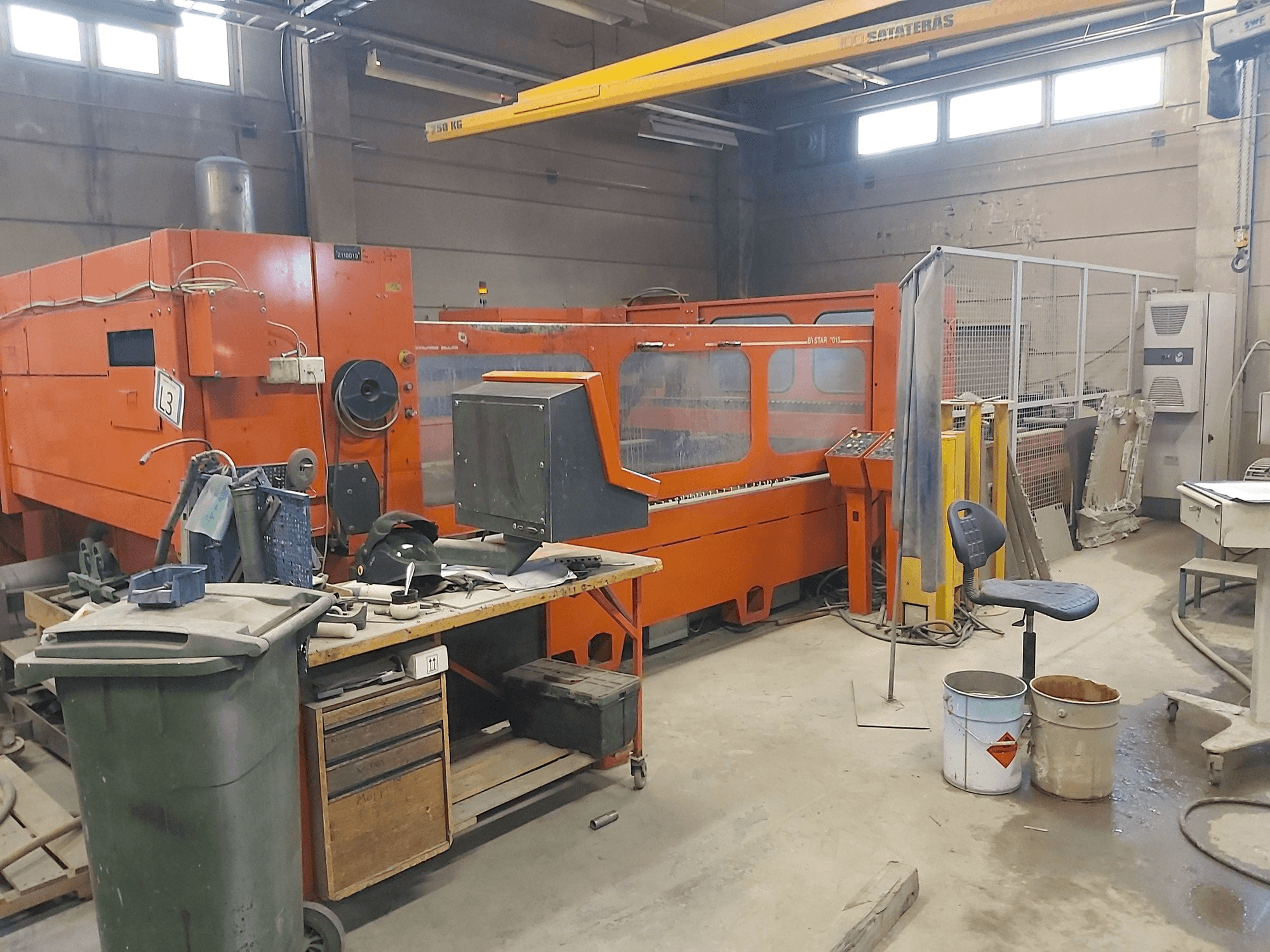 Widok z przodu maszyny Bystronic BTL 3500