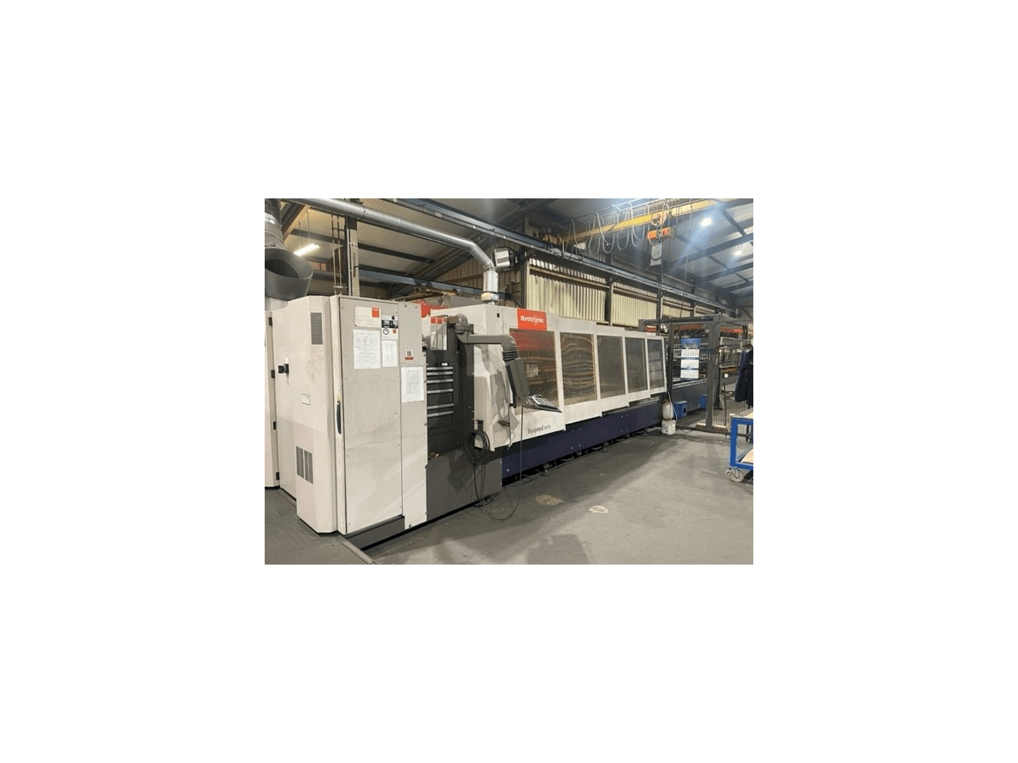 Widok z przodu maszyny Bystronic BySpeed 3015
